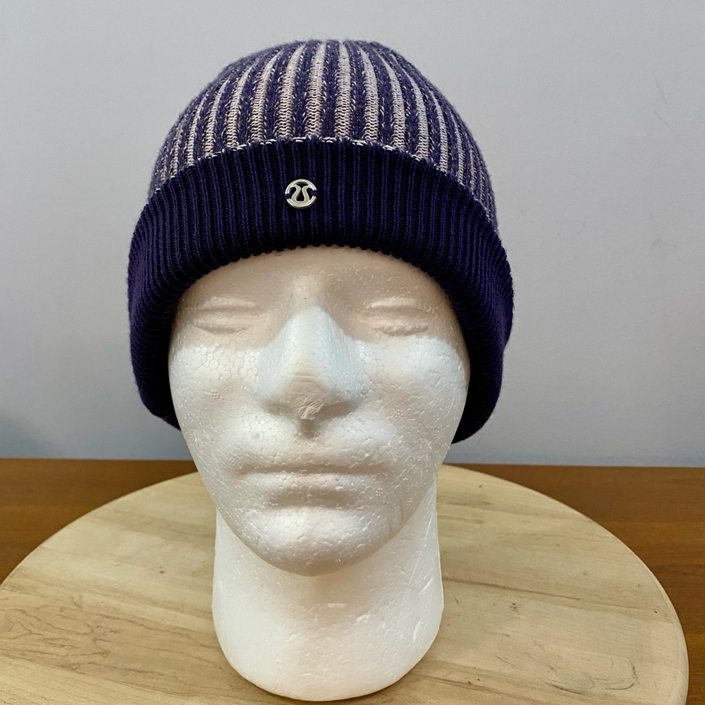 Lululemon Ribbed Merino Wool Purple Beanie Hat Warm Cozy‎ Athletic Winter OS